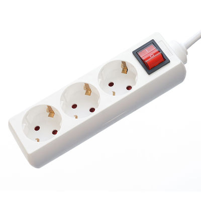 EU Type Power Strip Surge Protection 3 Gang Extension Cord Socket with H03vvh2 f 2x0.75mm2 Power Cable and Electrical Plug